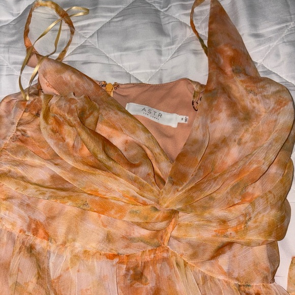 ASTR the label- Elsa Floral Maxi Dress - Picture 7 of 7